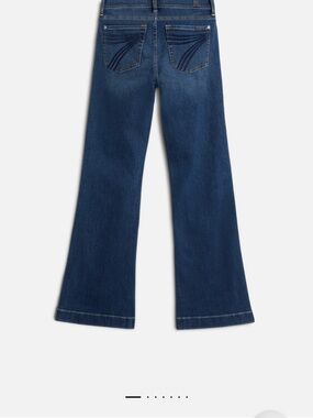 7 For All Mankind Women's Flare Jeans in Mid Blue Wash